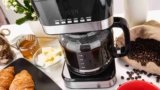 Escolher a melhor cafeteira, tradicional ou inteligente: Um guia para você